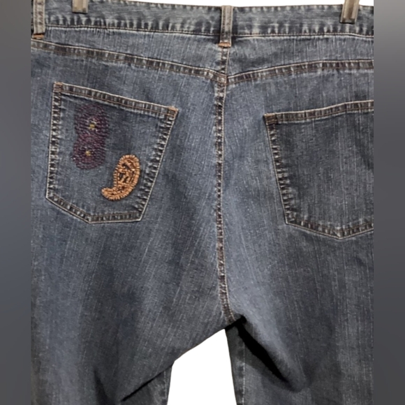Hearts of Palm Women's Boot Cut Jeans with Embroidery Sz.16 - Picture 8 of 12